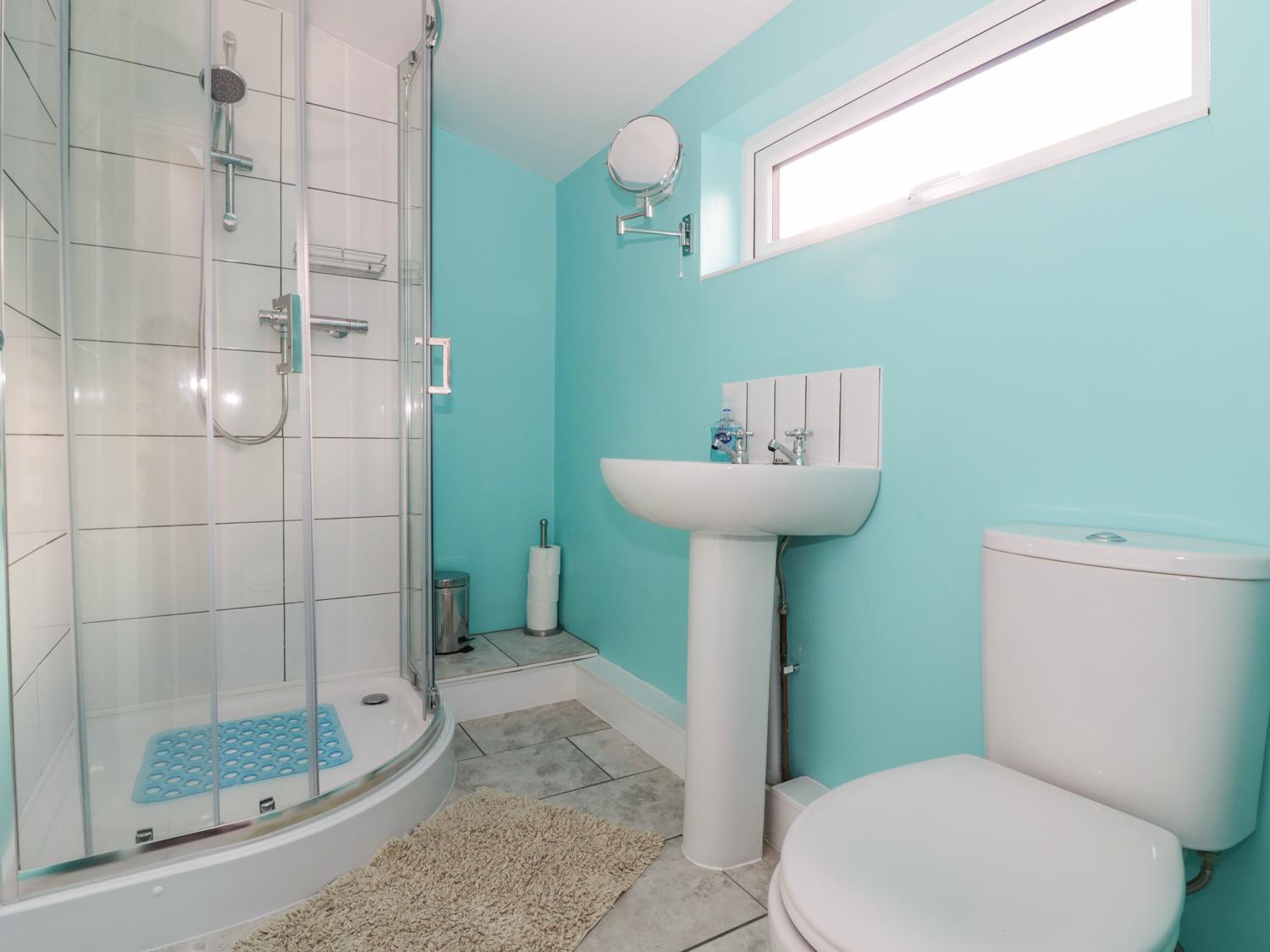 The Nest Box Villa Diss Bagian luar foto