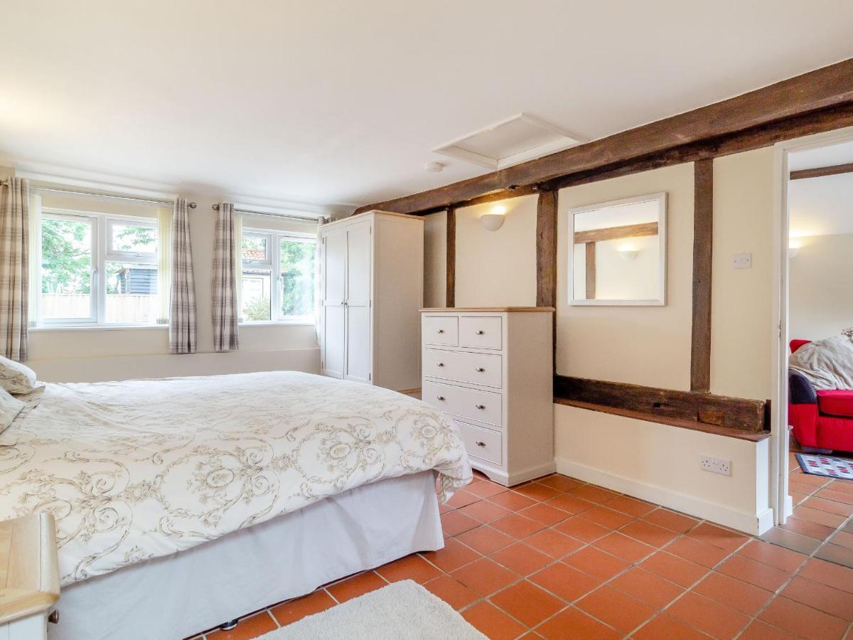 The Nest Box Villa Diss Bagian luar foto